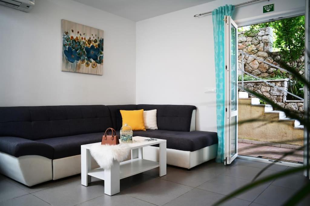 Wave N' Sea Apartment With A Private Pool دوبروفينك المظهر الخارجي الصورة