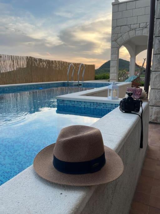 Wave N' Sea Apartment With A Private Pool دوبروفينك المظهر الخارجي الصورة