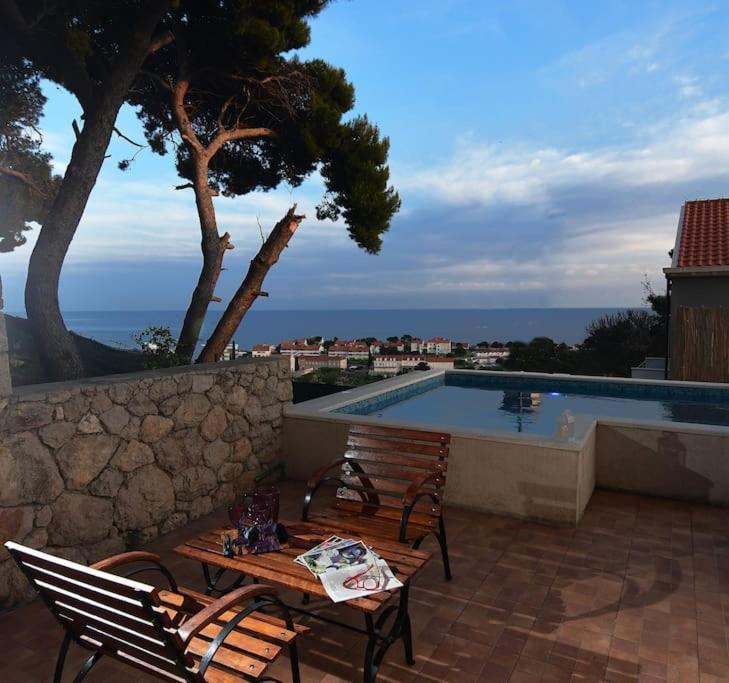 Wave N' Sea Apartment With A Private Pool دوبروفينك المظهر الخارجي الصورة