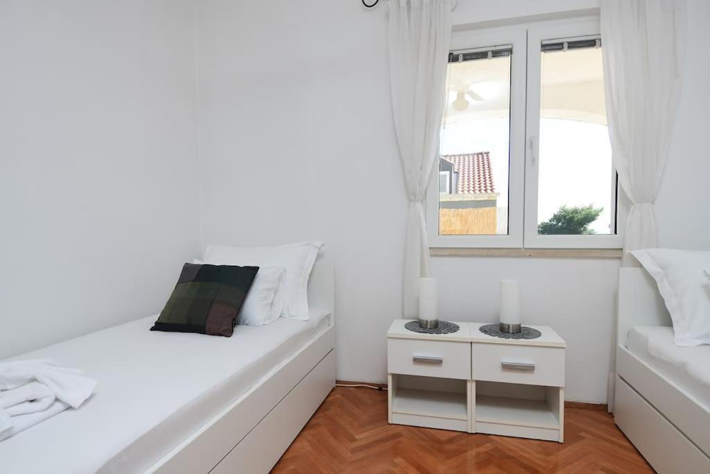 Wave N' Sea Apartment With A Private Pool دوبروفينك المظهر الخارجي الصورة
